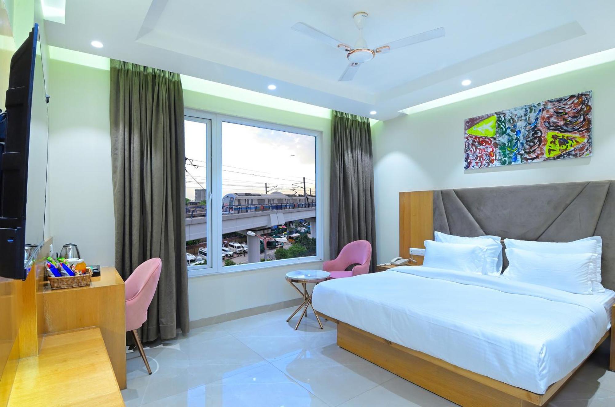 Hotel Shandon-2 Mins From Connaught Place Ню Делхи Екстериор снимка