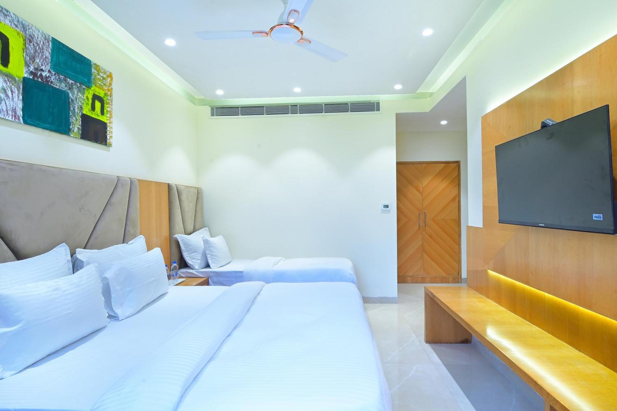 Hotel Shandon-2 Mins From Connaught Place Ню Делхи Екстериор снимка