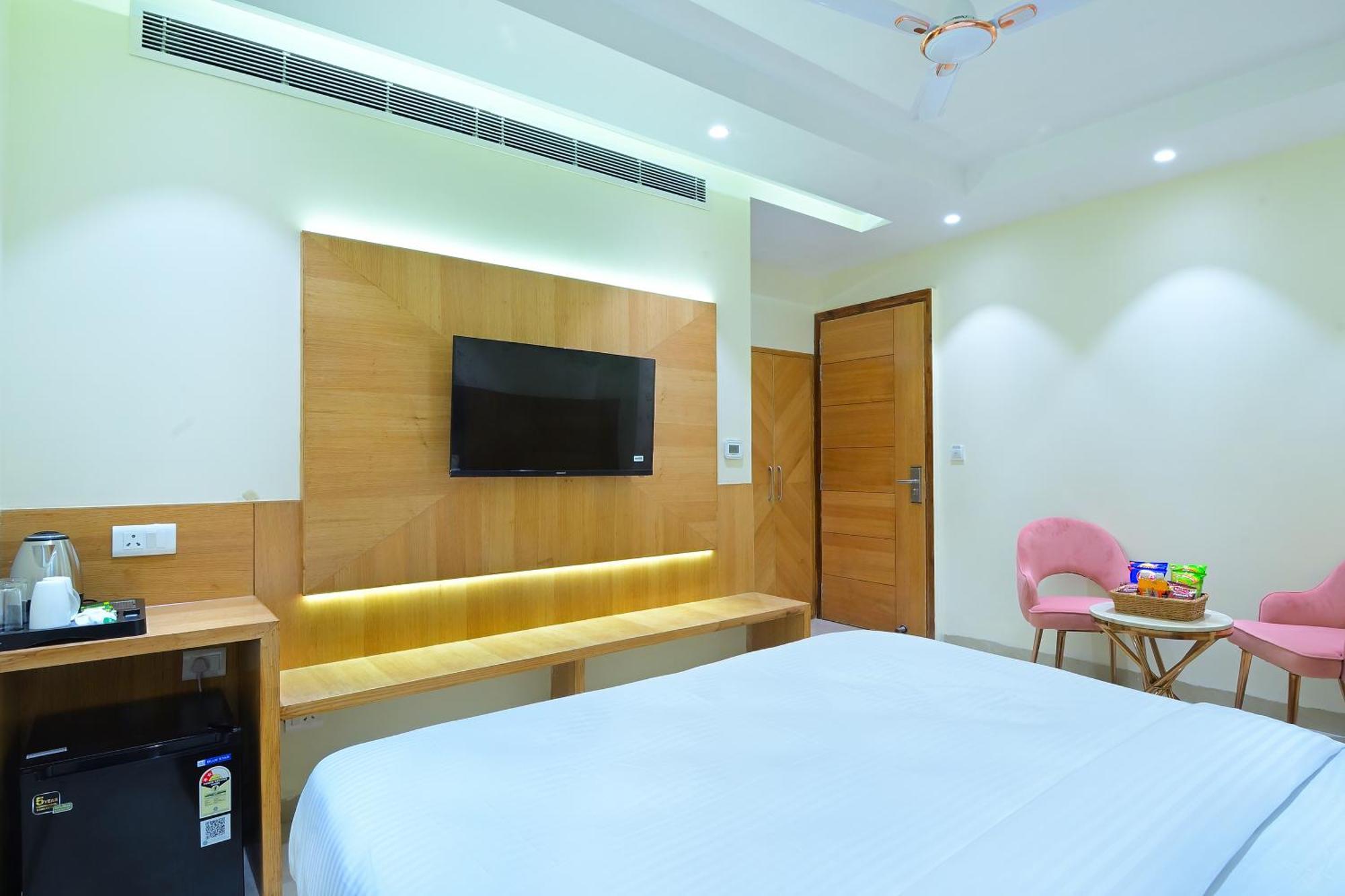Hotel Shandon-2 Mins From Connaught Place Ню Делхи Екстериор снимка